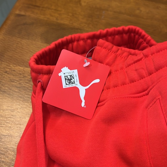 PUMA SHORT SIZE SMALL - Picture 3 of 6
